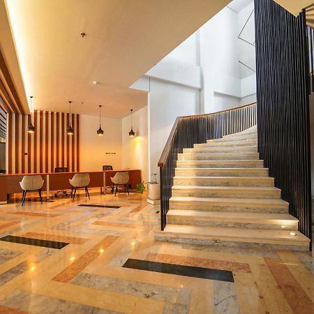 Rayz Umm Hotel Μαλάνγκ Εξωτερικό φωτογραφία