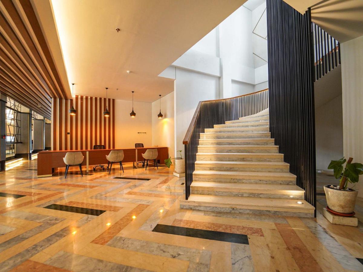 Rayz Umm Hotel Μαλάνγκ Εξωτερικό φωτογραφία